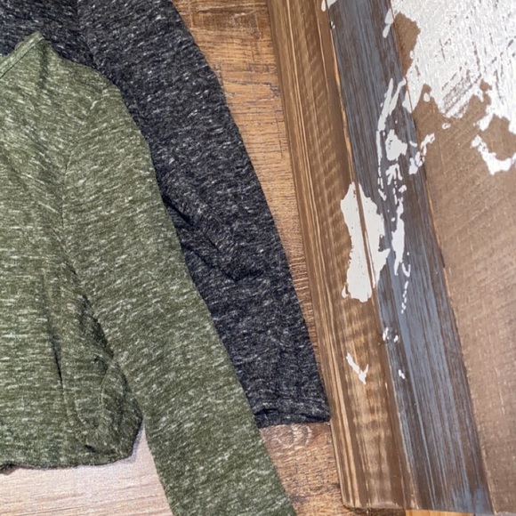 2 Mudd quarter sleeves! - Picture 3 of 3